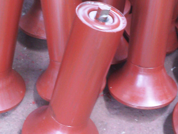 摩擦托輥—新泰市大香蕉国产视频機械有限公（gōng）司